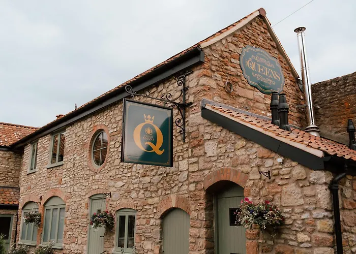 The Queens Chew Magna